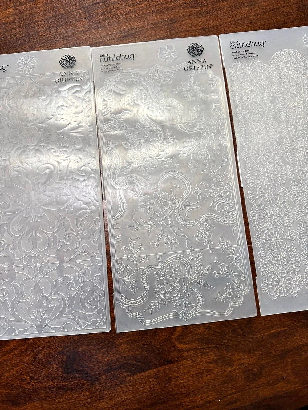 Cricut Cuttlebug embossing folders Embossing Folder Set Floral. A set of 3